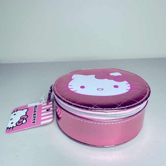 Sanrio Hello Kitty Travel Jewelry Holder - Picture 3 of 4